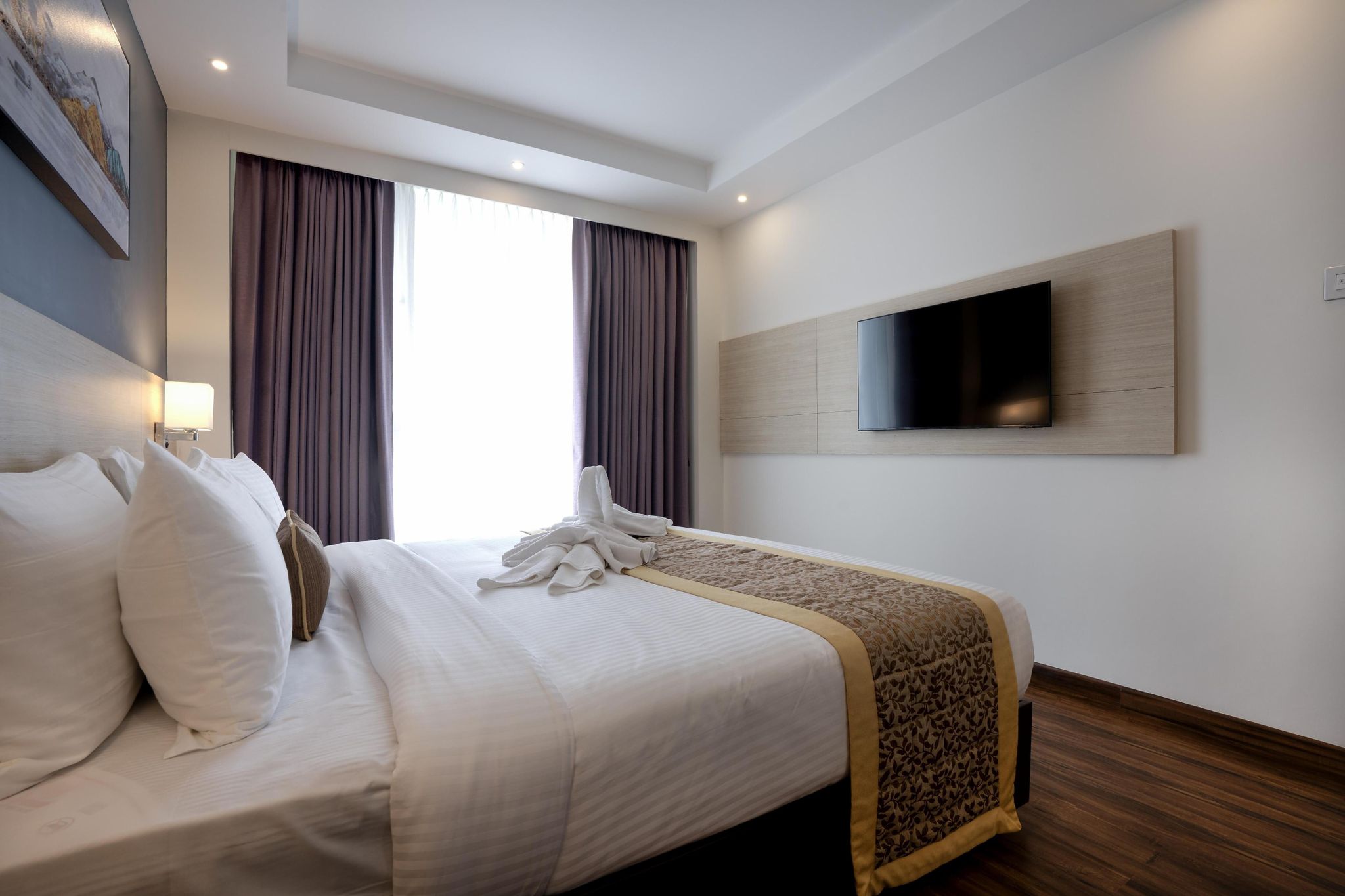 The Palomar by Crossway Superior Twin 