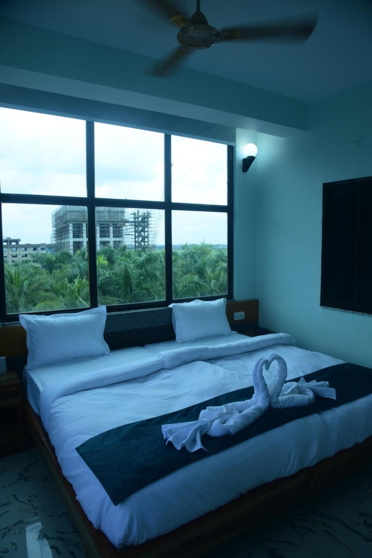 Hotel Gridhakuta International City View