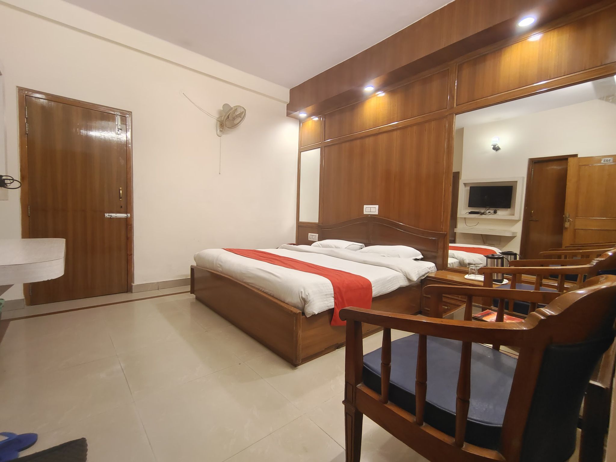 Hotel Himland East shimla Deluxe Double Room 2