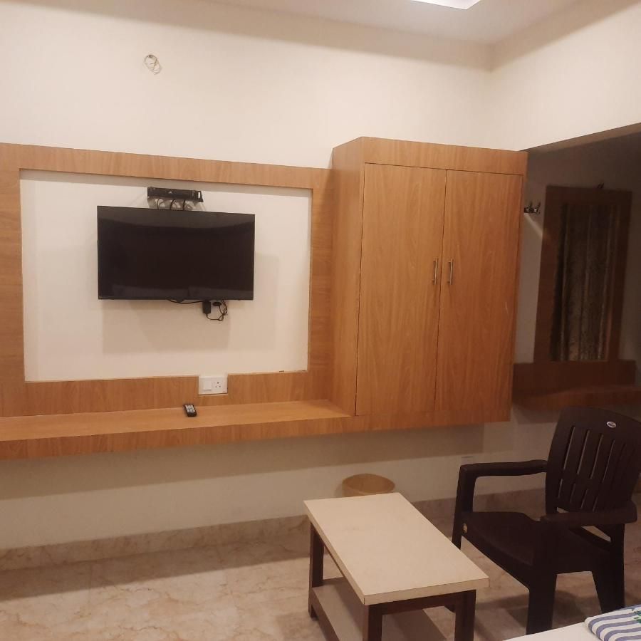 Quadruple Room ( Non - AC ) 