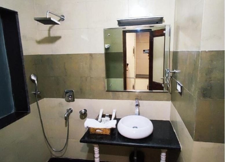 Peace Channels Dalhousie Resorts Premium Valley View