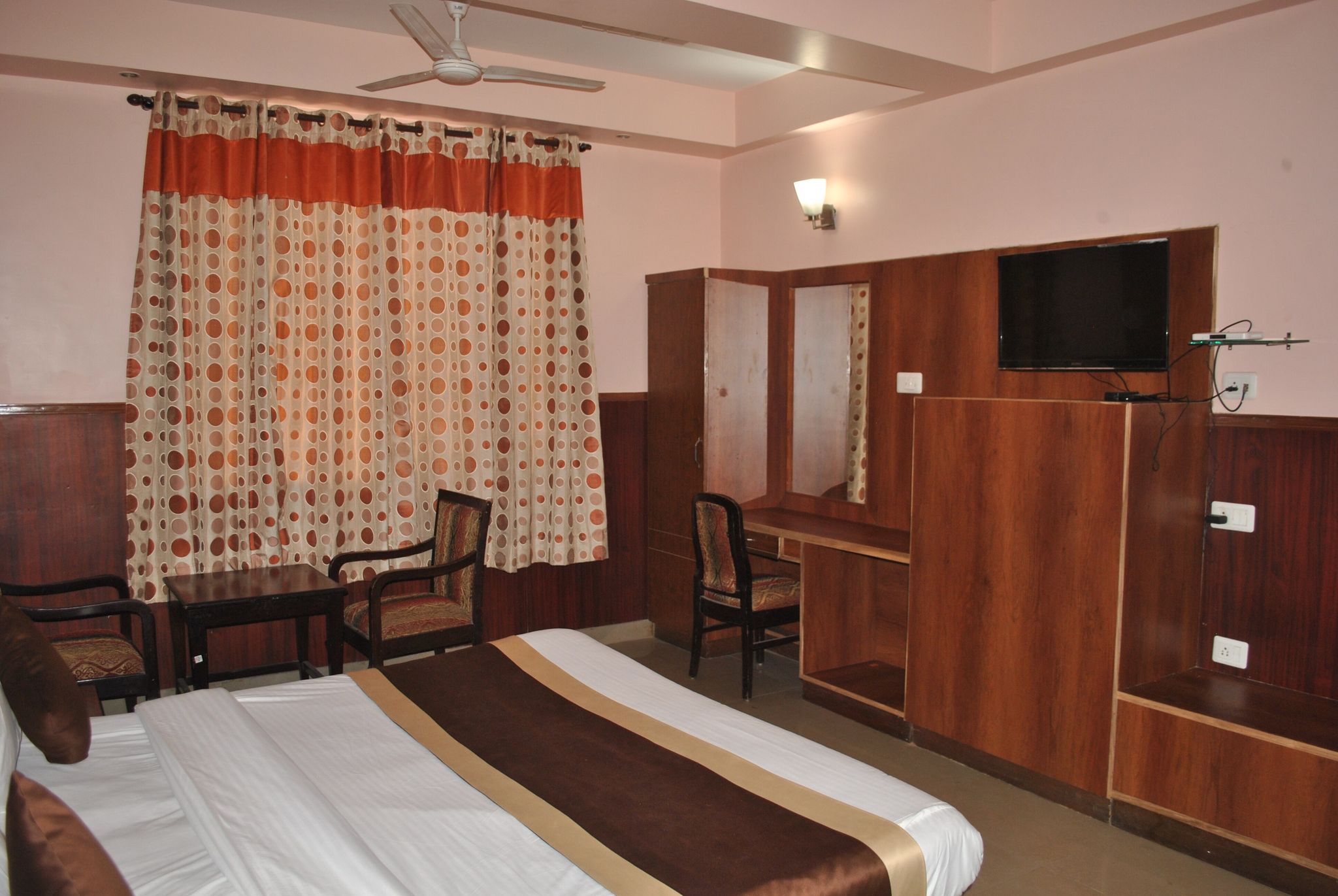 Executive Room With Mountain View