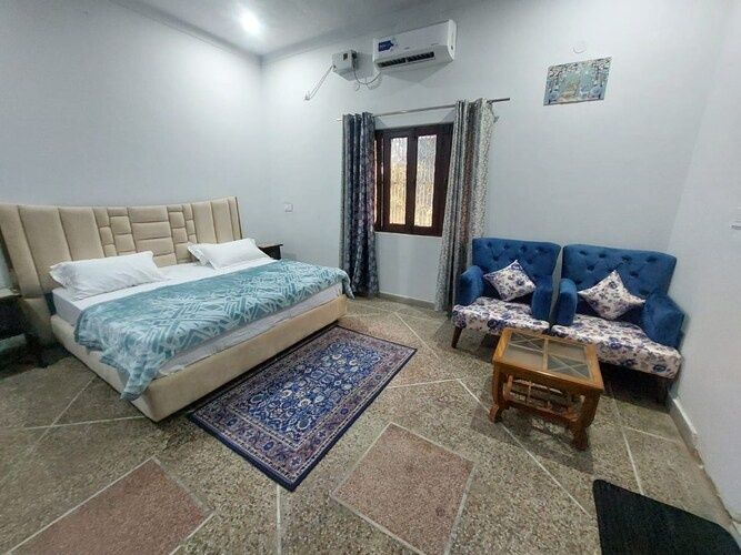 LUXURY ROOM (HOONYMOON SUIT)