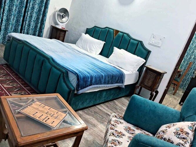 STANDARD ROOM (COUPLE FRIENDLY PACKAGE)