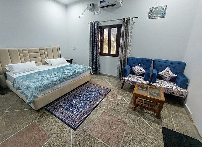 FAMILY ROOM (SPACIOUS AND LUXURY ROOMS)