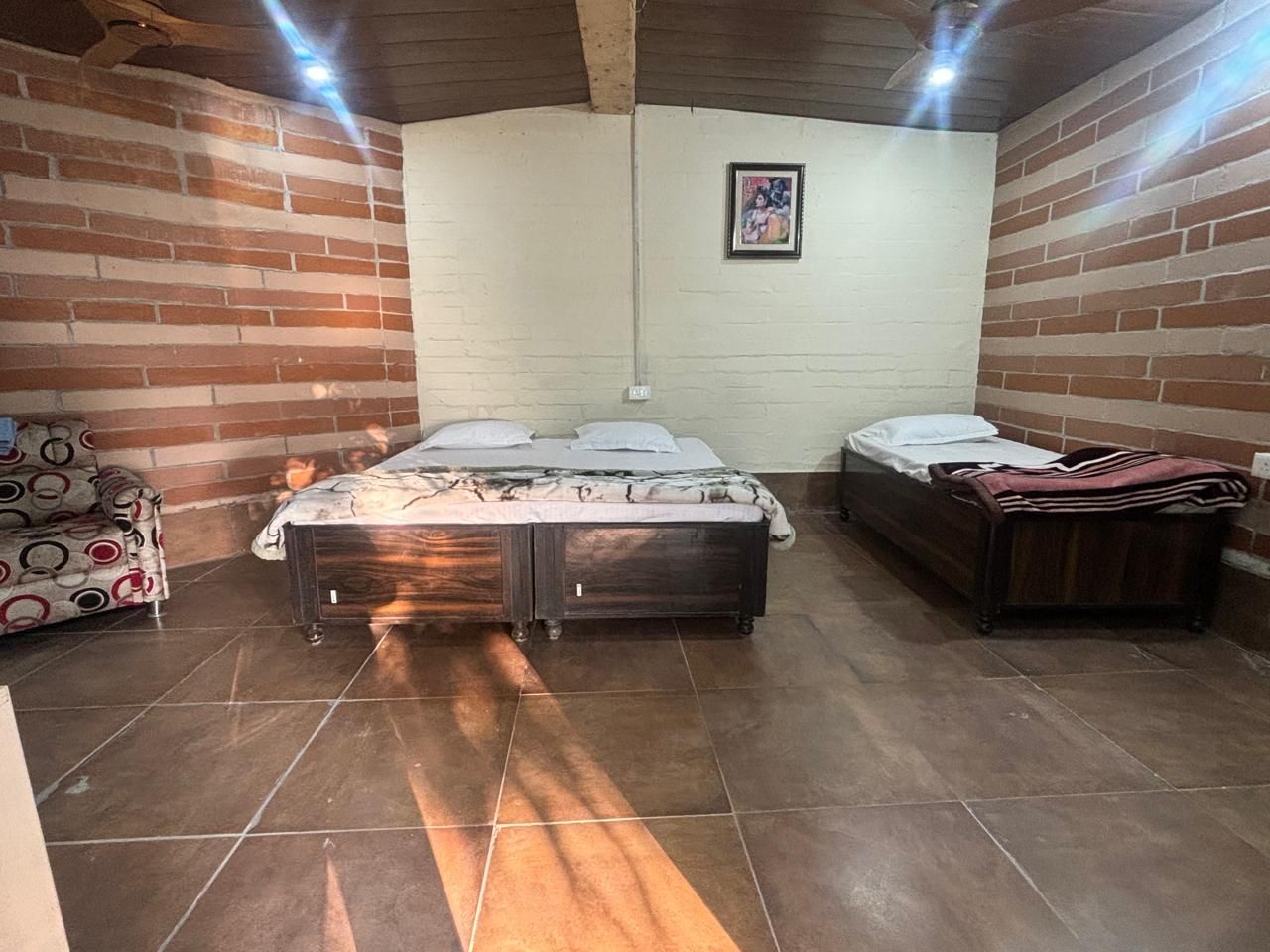 LUXURY MUD HOUSE (COUPLE FRIENDLY)