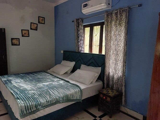 LUXURY ROOM (HOONYMOON SUIT)
