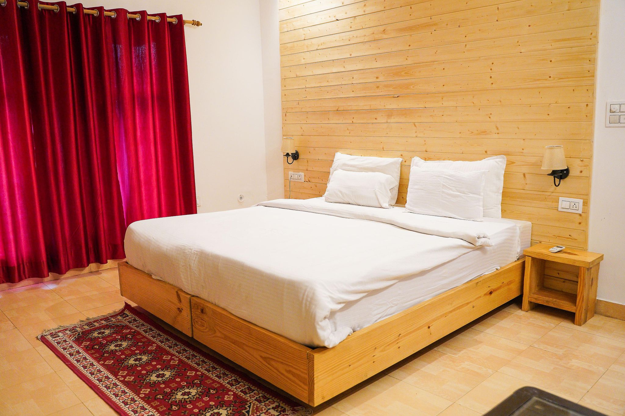 Executive Room - Pet Friendly (No View)