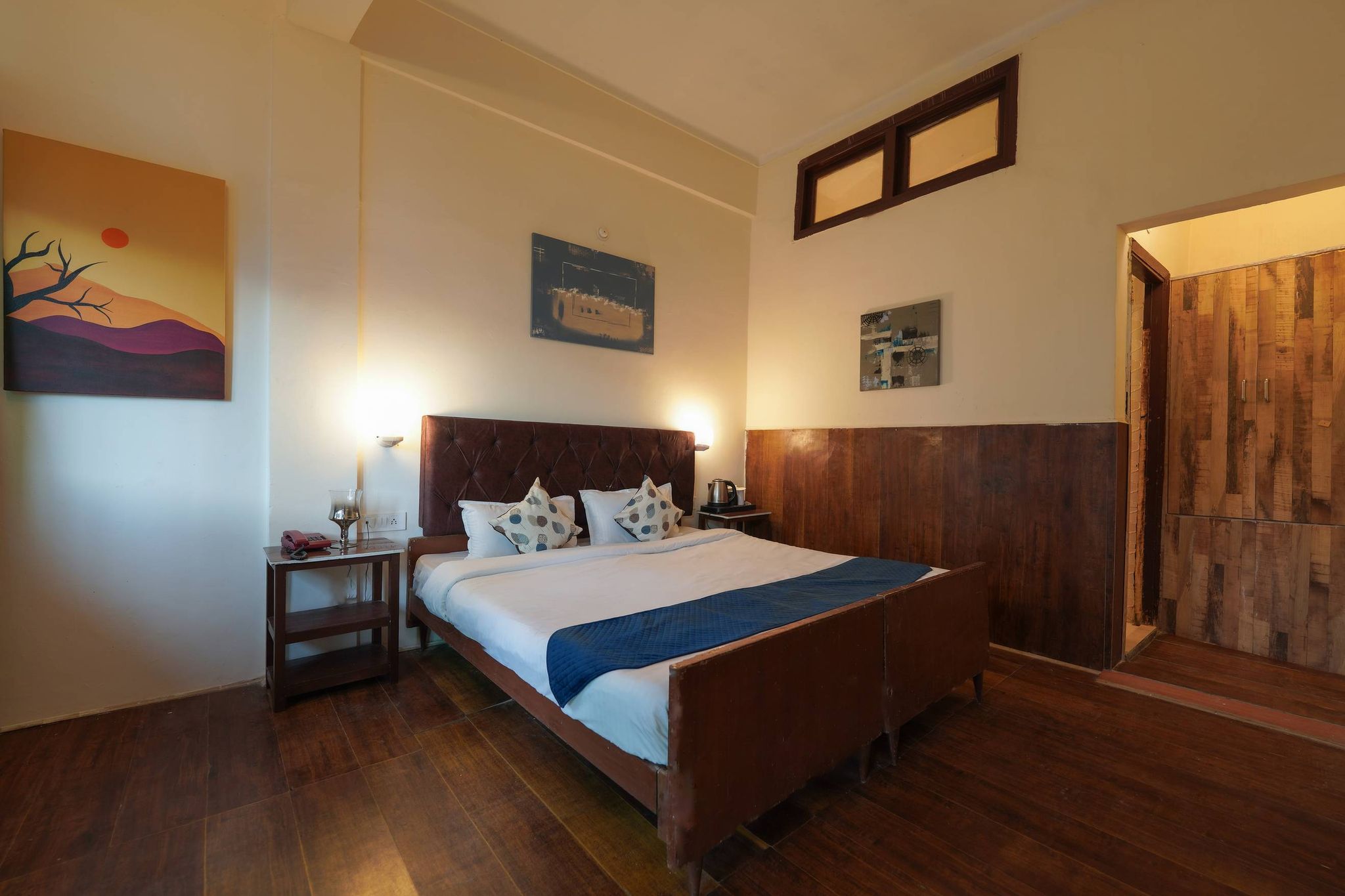 Partial Lake View Room