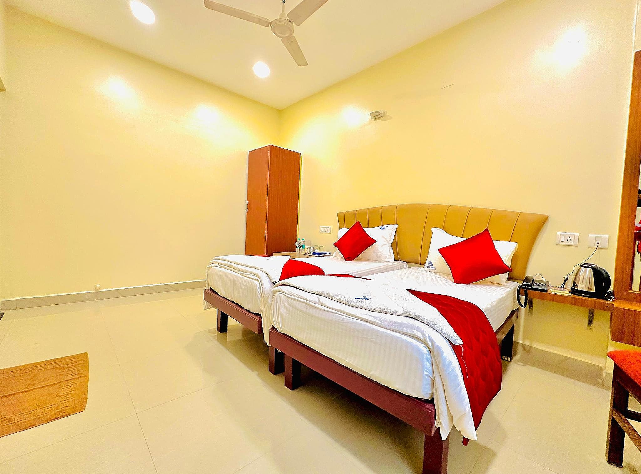 Flash Deal Deluxe AC Room