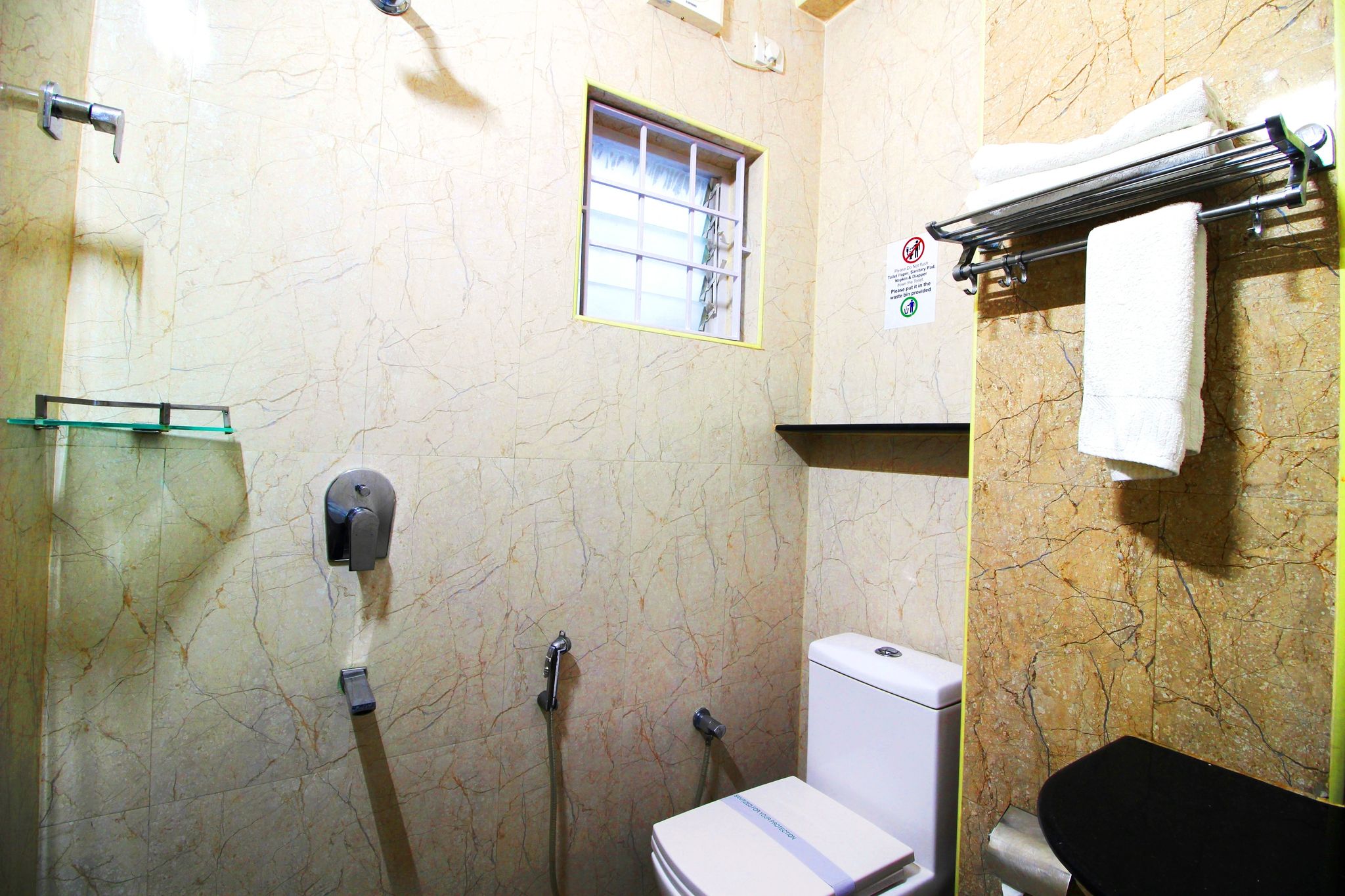 Saibala Grand Hotel Deluxe Room 4