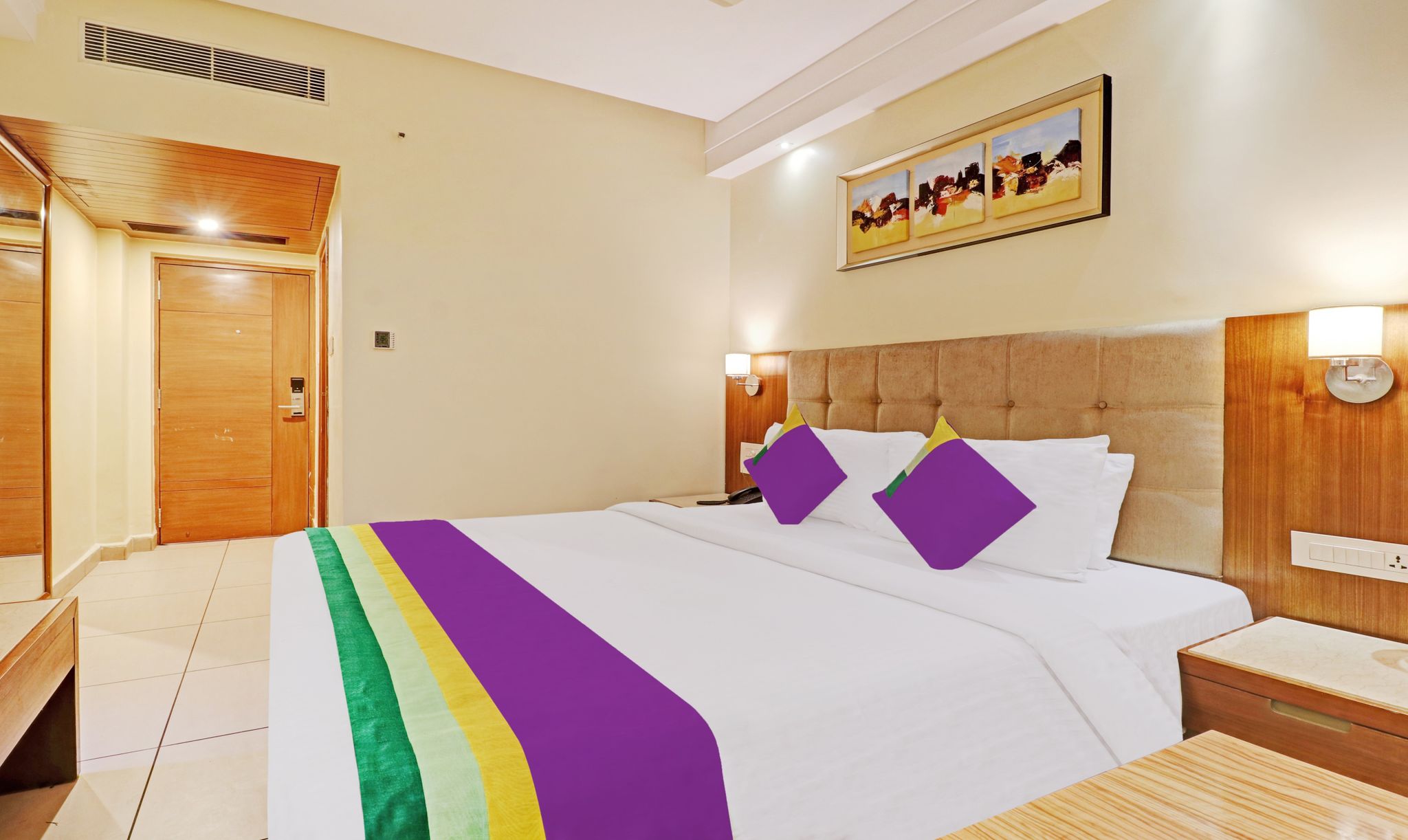 Hotel Park N Executive Room - King Size Bed 8