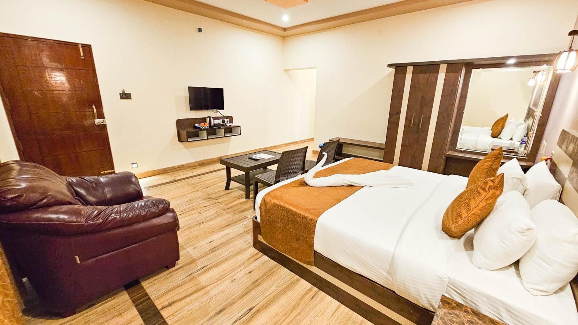 Ihotels Yercaud Deluxe Room With Balcony