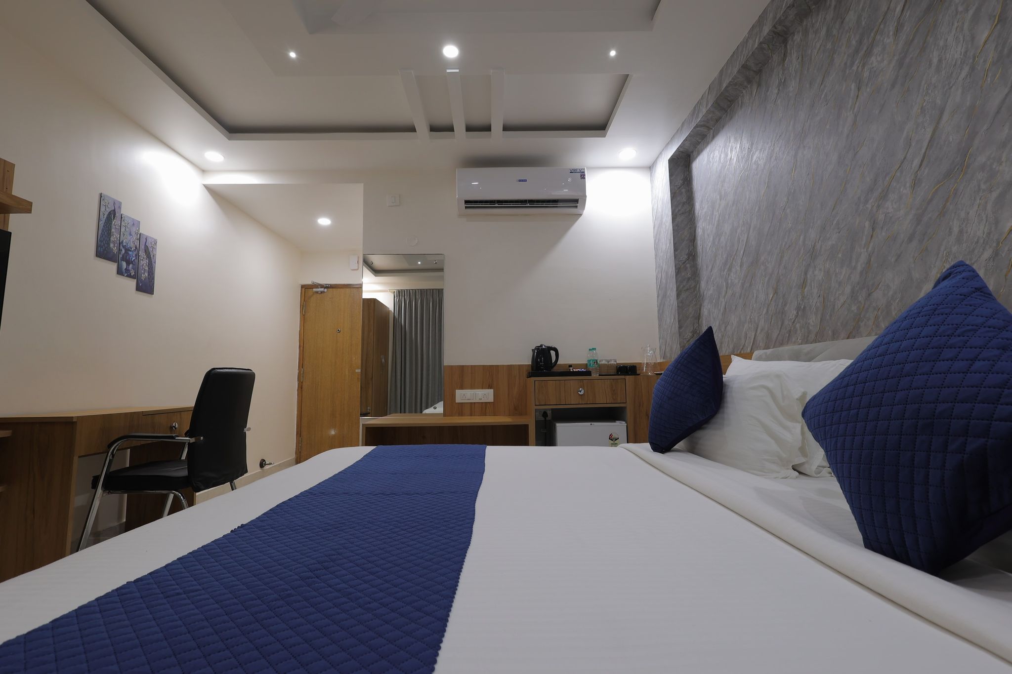 Hello INN By VYDA Superior King 9