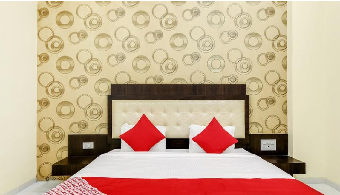  Omkar Hotels & Lawn  Super Deluxe Room