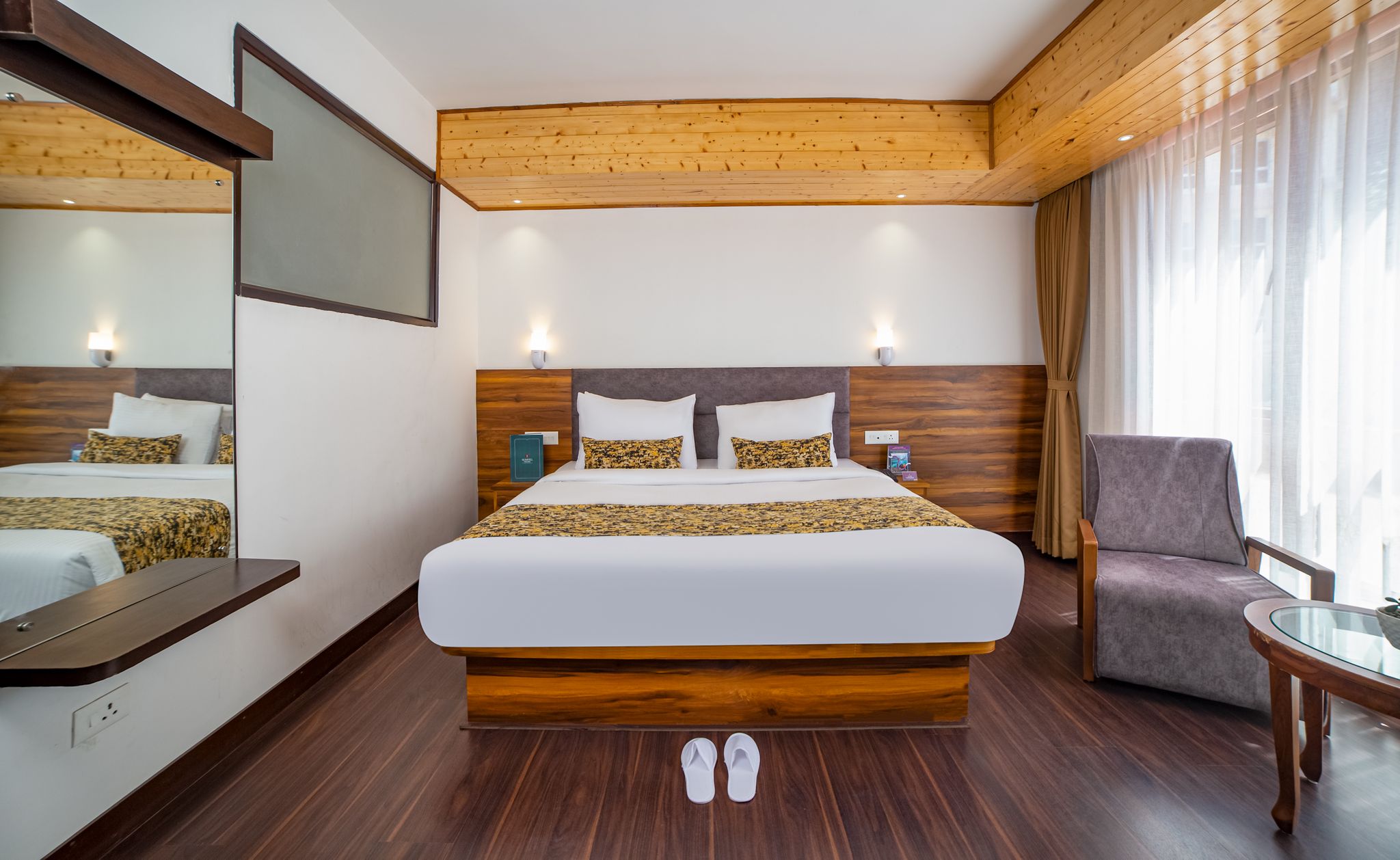 Sumitel Pelling Deluxe Room 2