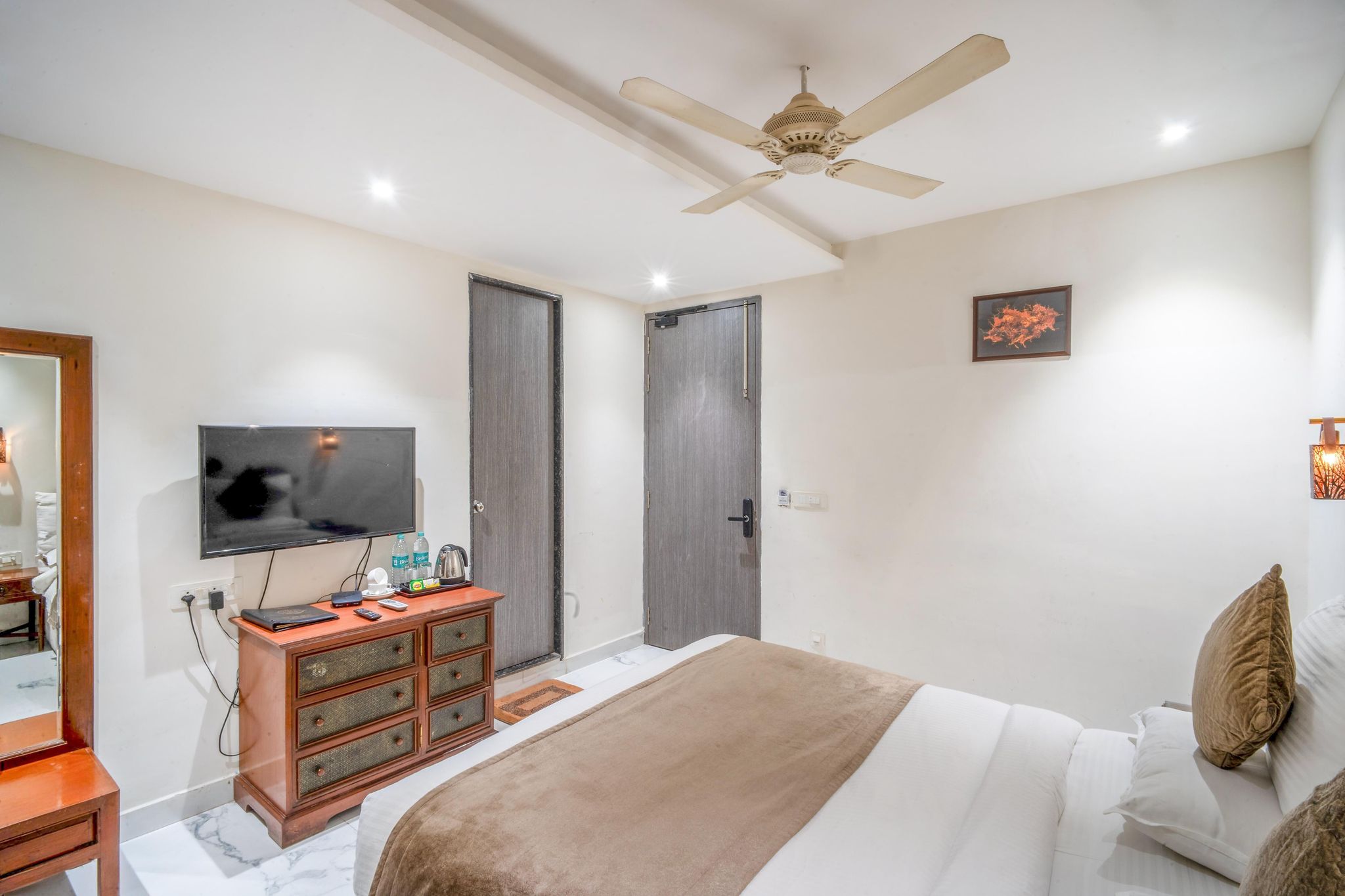 The White Seasons Deluxe Room