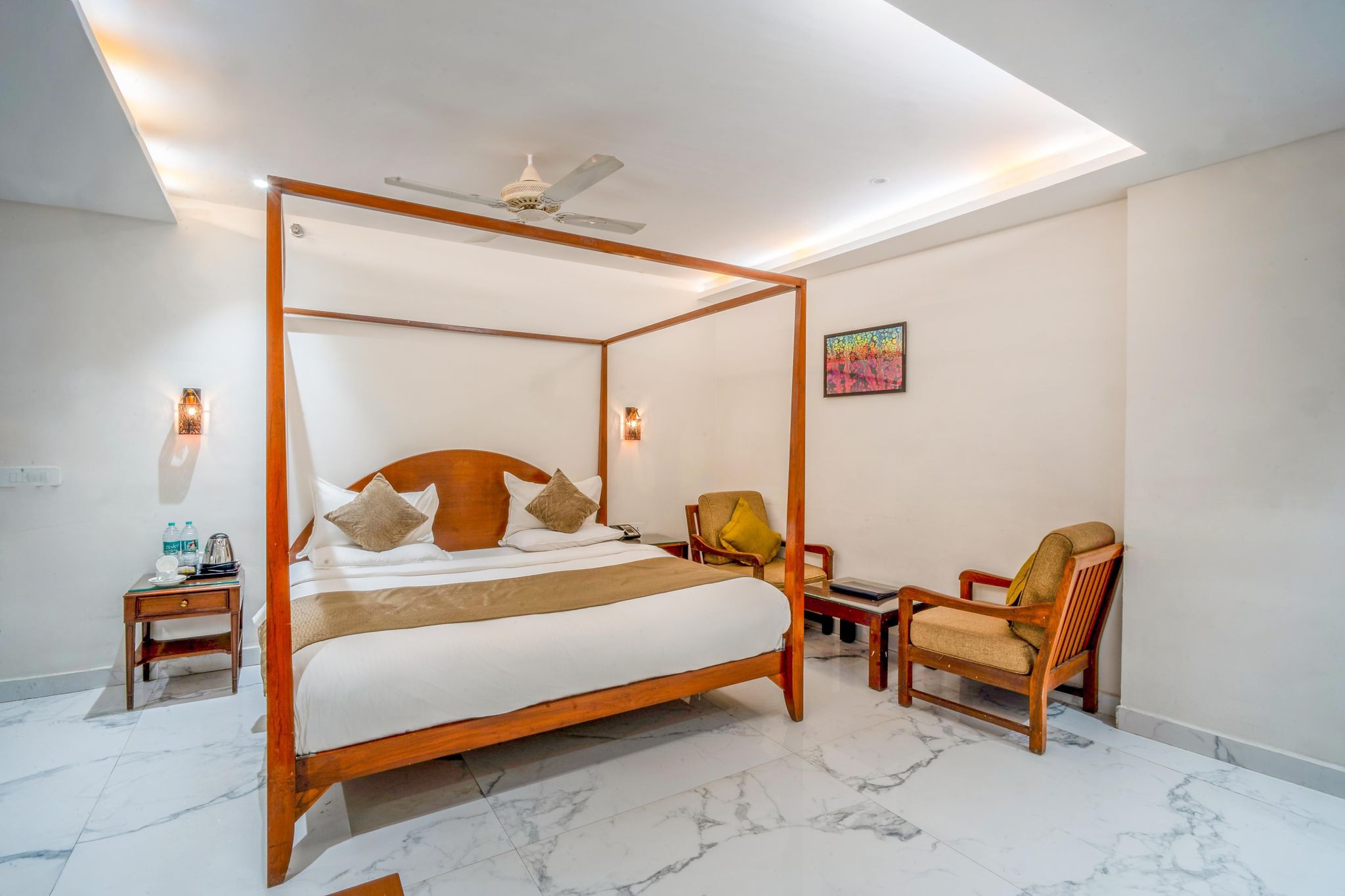 The White Seasons Deluxe Room 3