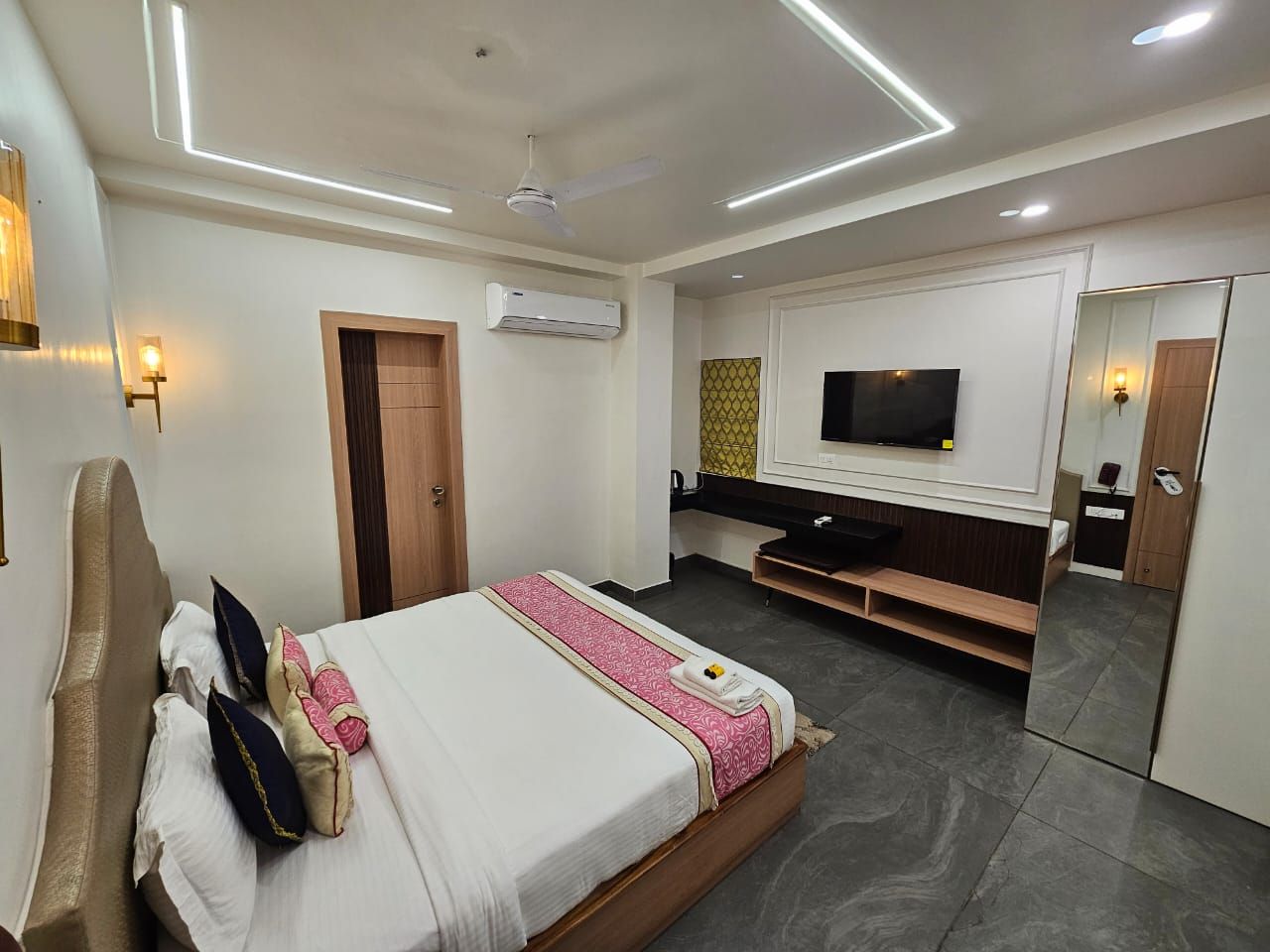 Anaya Retreat Super Deluxe Room 12