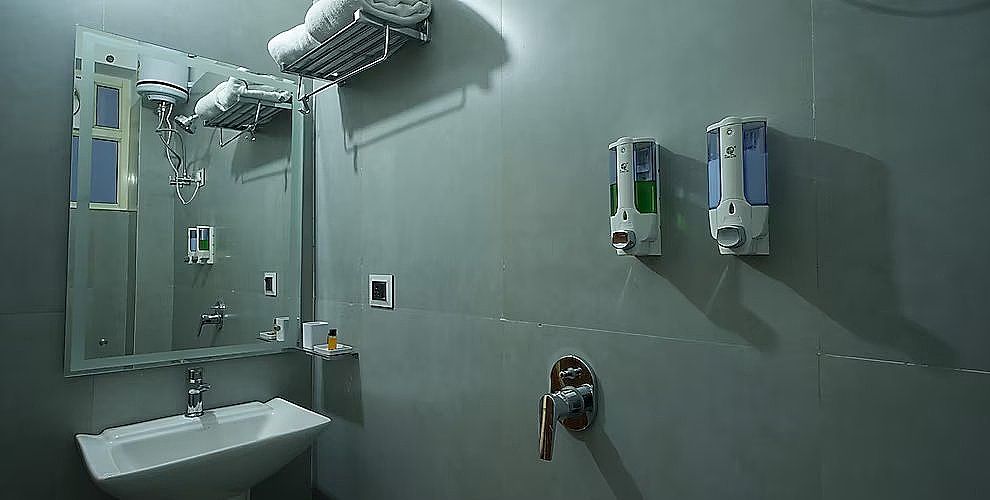 Hotel Dolphin Club Deluxe Room 5