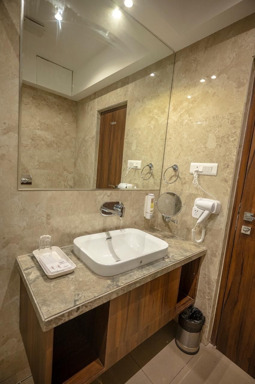 Hotel Utsav Square AC Executive Twin Room 5