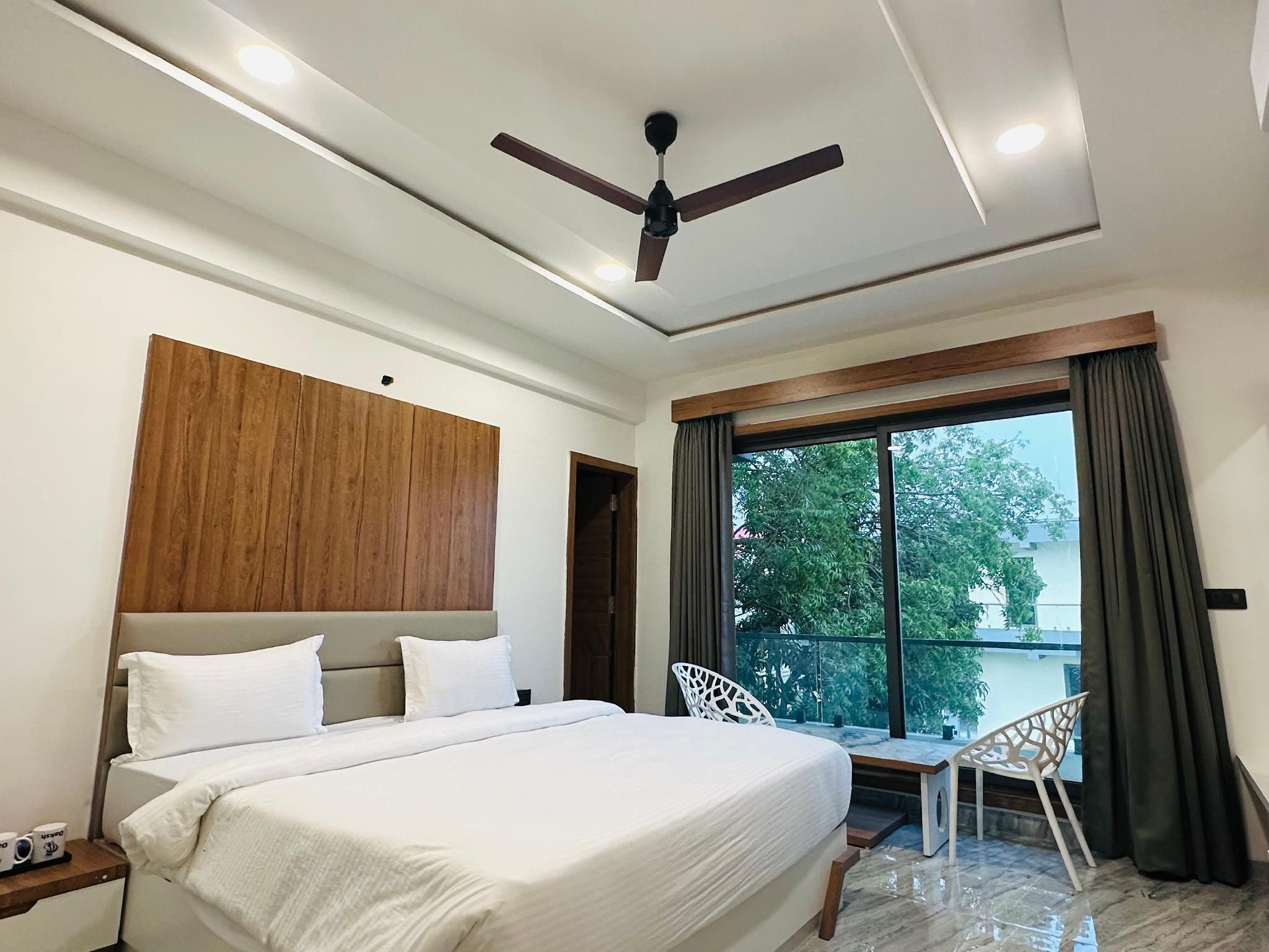 Daksh Eden Greenz - A Luxury Resort in Sasan Gir Daksh Comfort 2