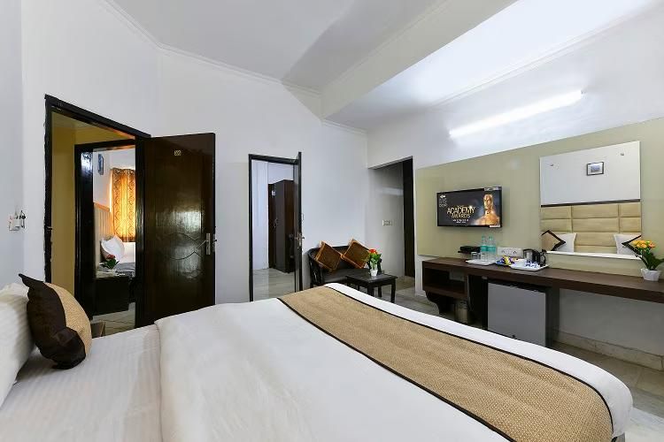 Hotel The First By Goyal Hoteliers Deluxe Double Bed Room