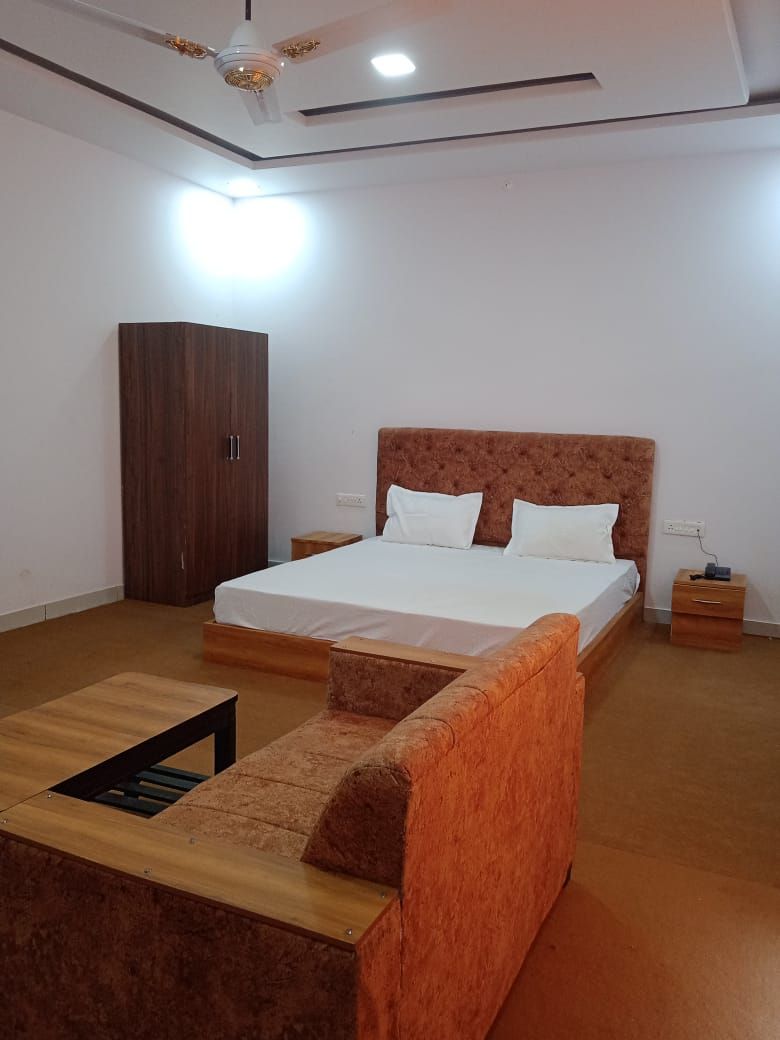 Surya Inn Deluxe Room