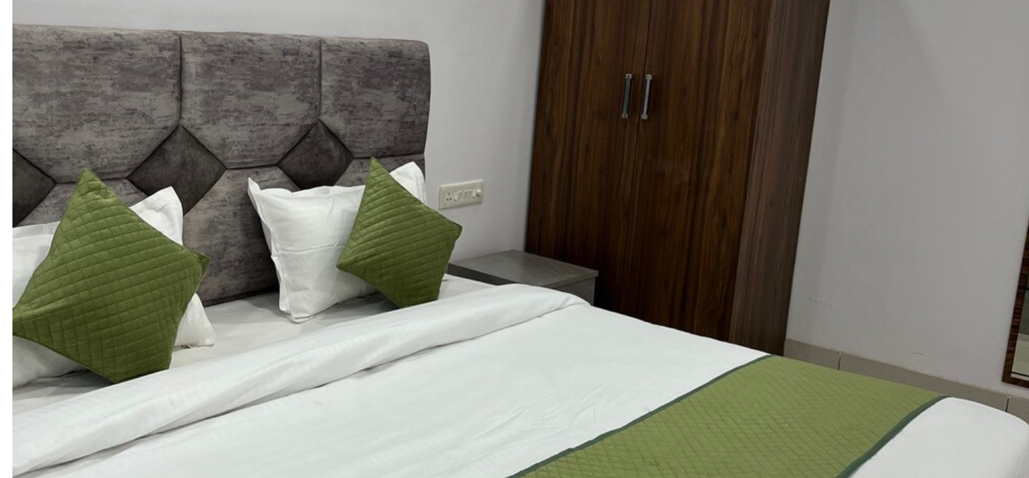 Surya Inn Super Deluxe Room 3