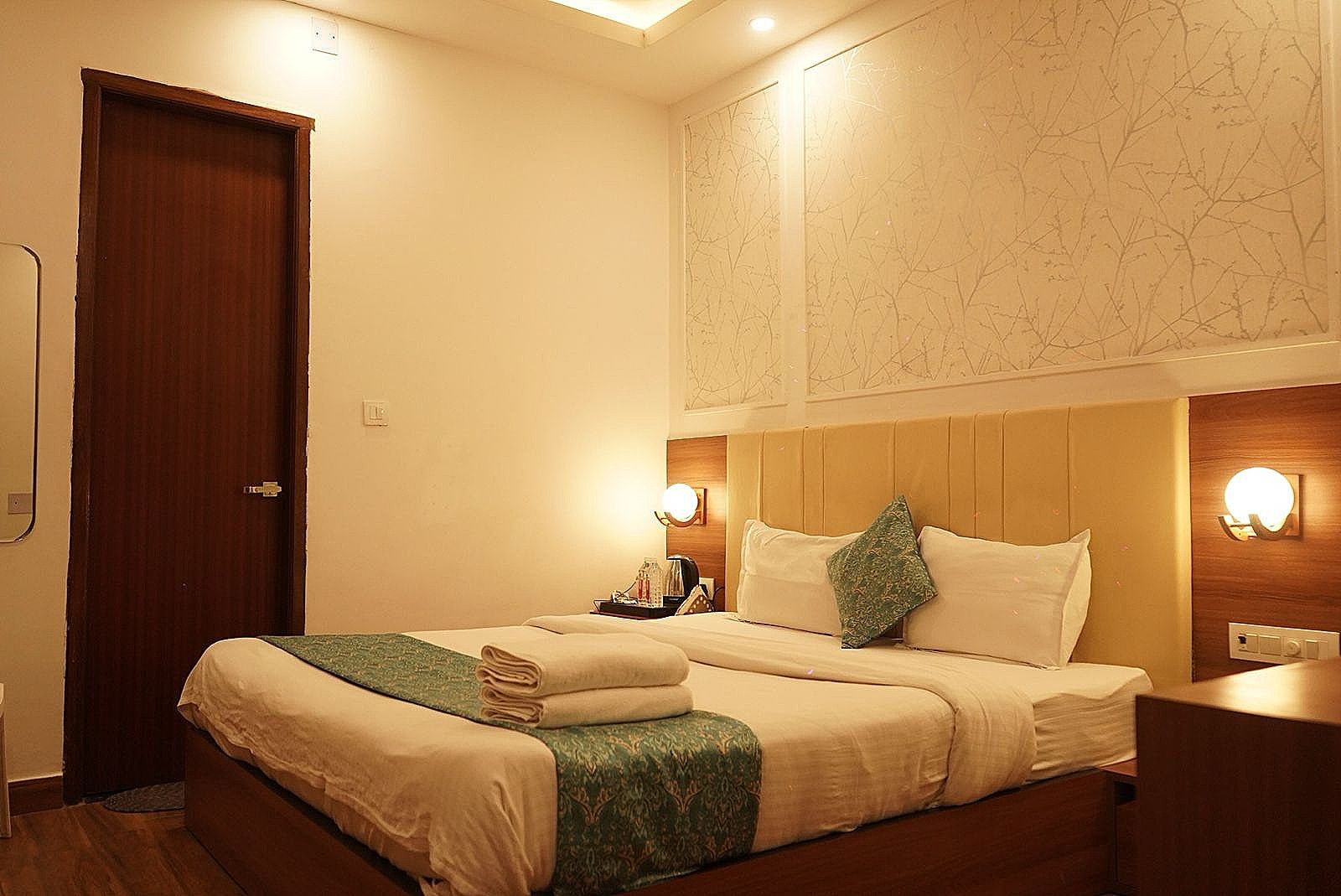 Hotel Heritage Divine Executive Room 5