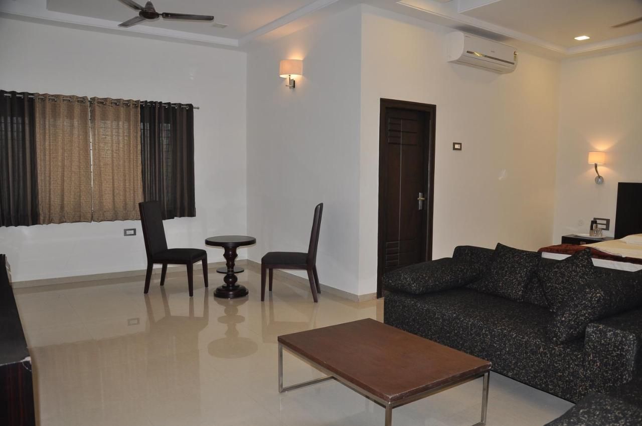 image_4271092_0ced3965-c78d-4564-84b8-81dc84ed686f