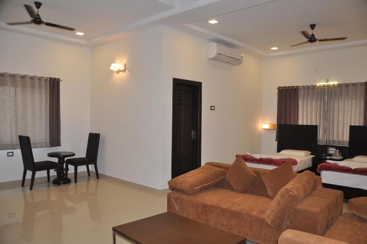 Hotel SSLR ,Gangavathi Economy AC 5