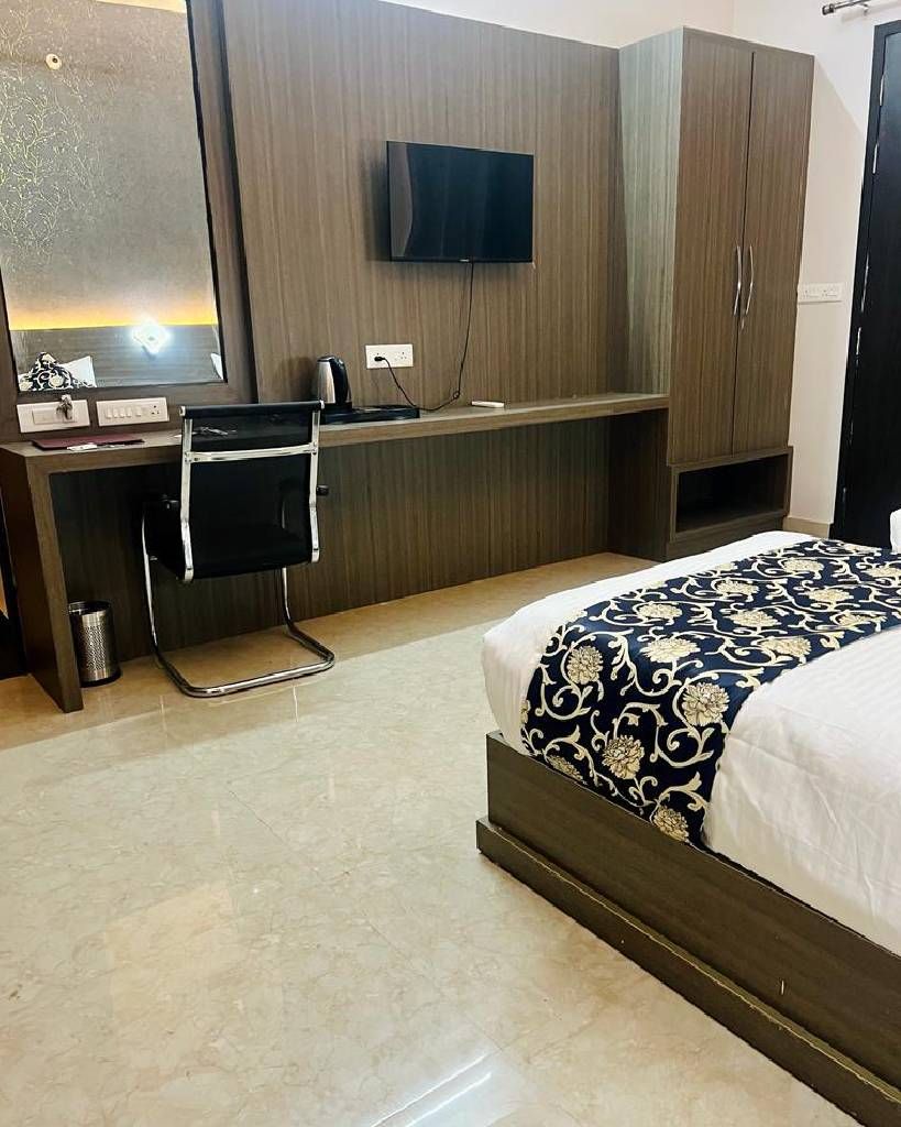 Club Room