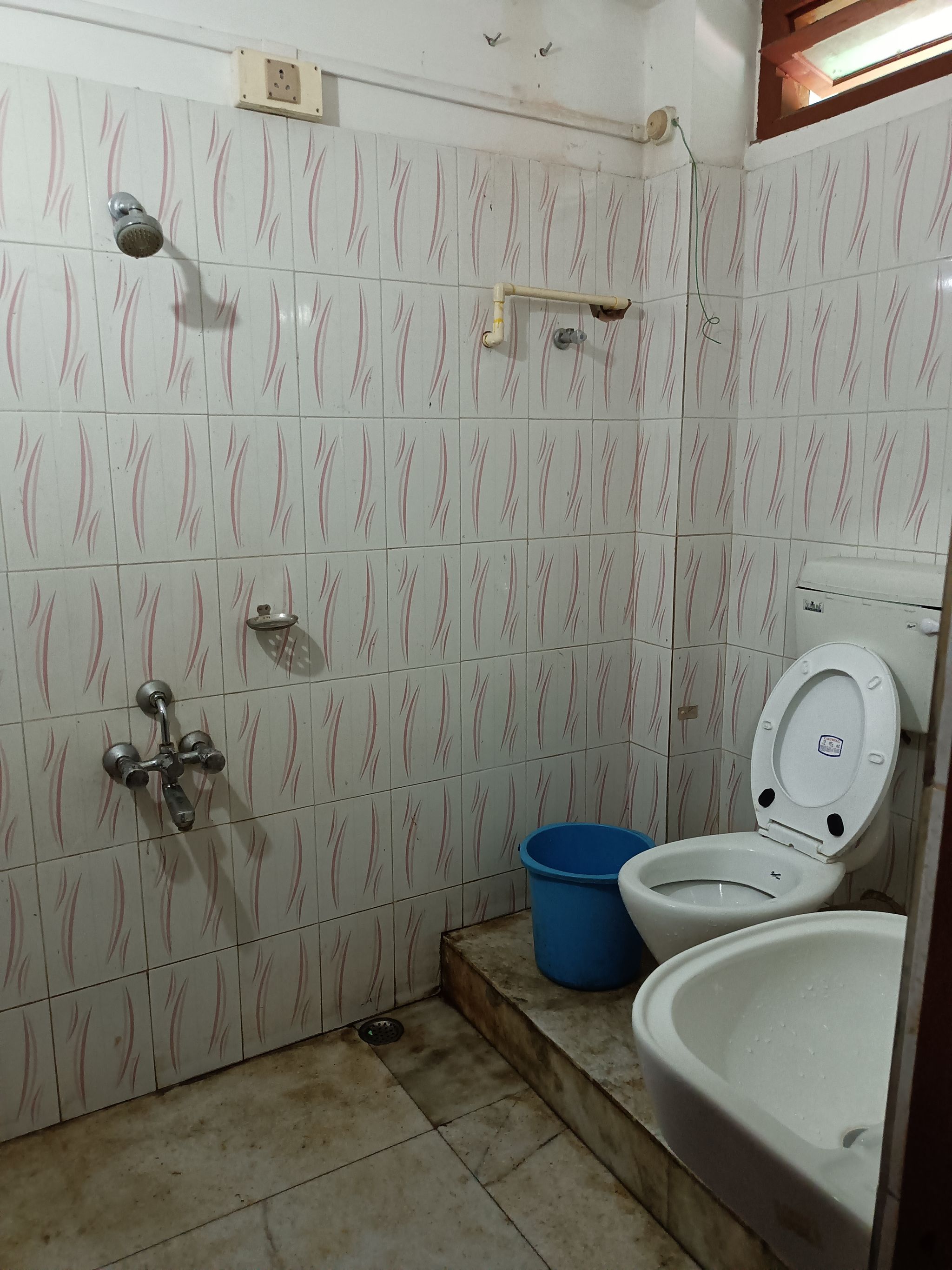 Hotel Yuvraj Palace Deluxe Non AC Room 8