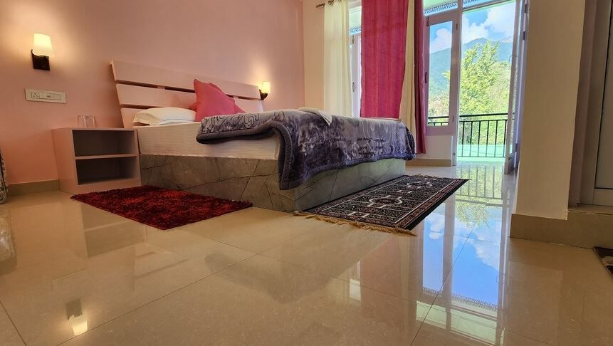 Superior Private Room With Balcony