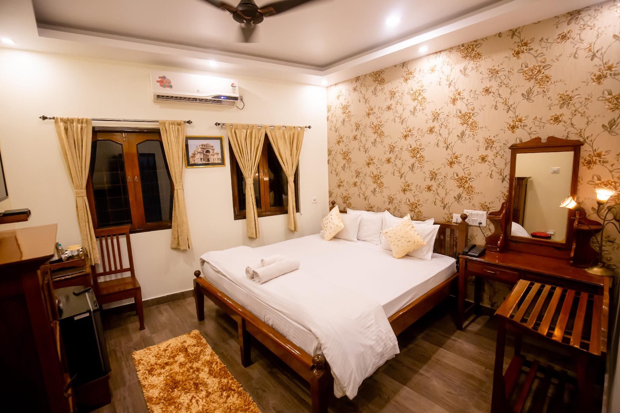 Deluxe Double Room With Window