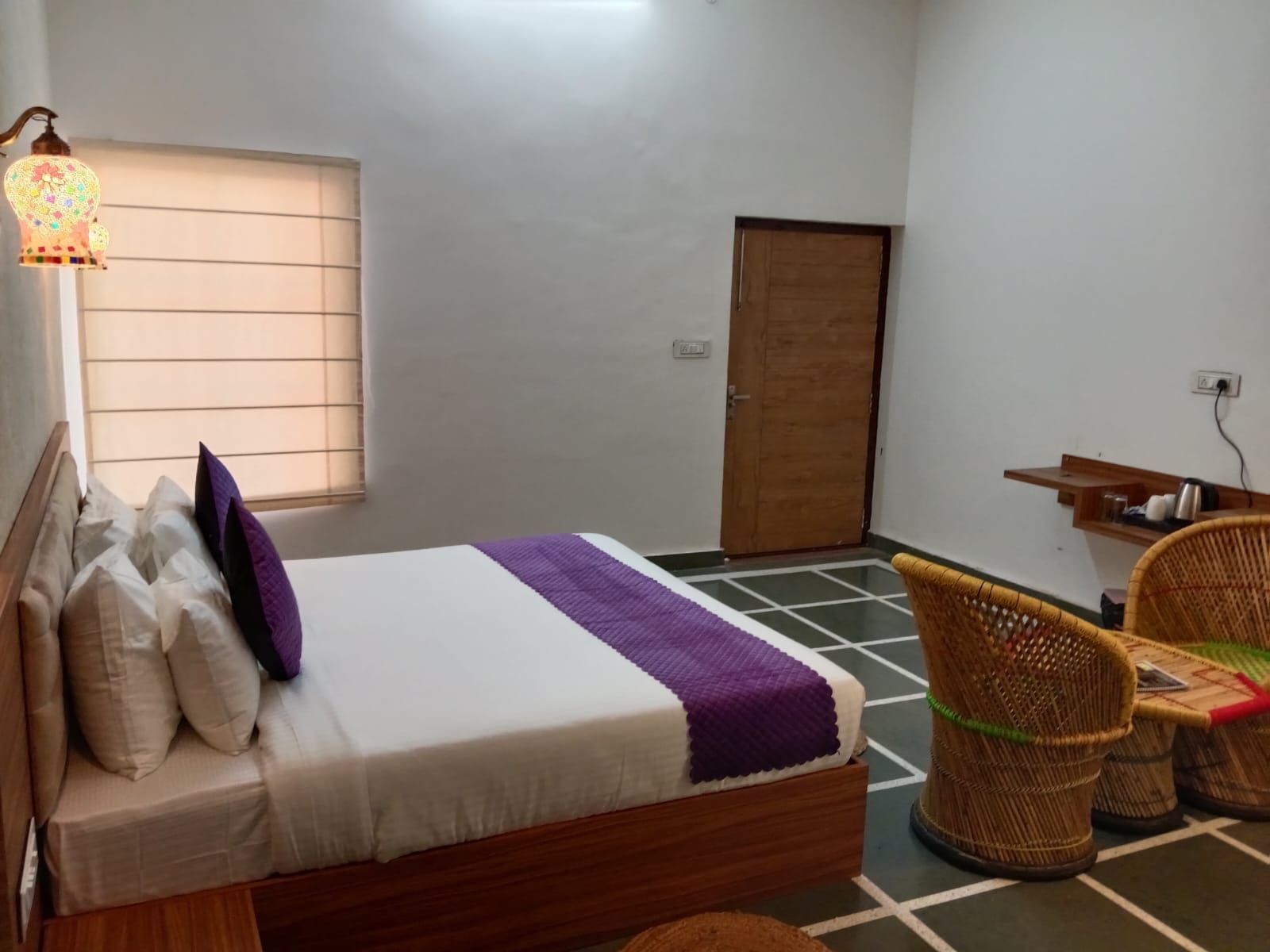 The Vanashva Standard King Room 5