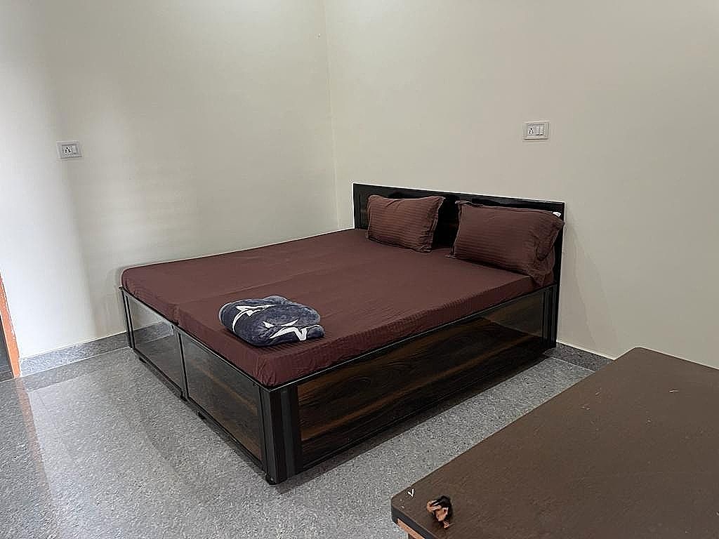 Two Bed Room NON AC Apartment with Kitchenette