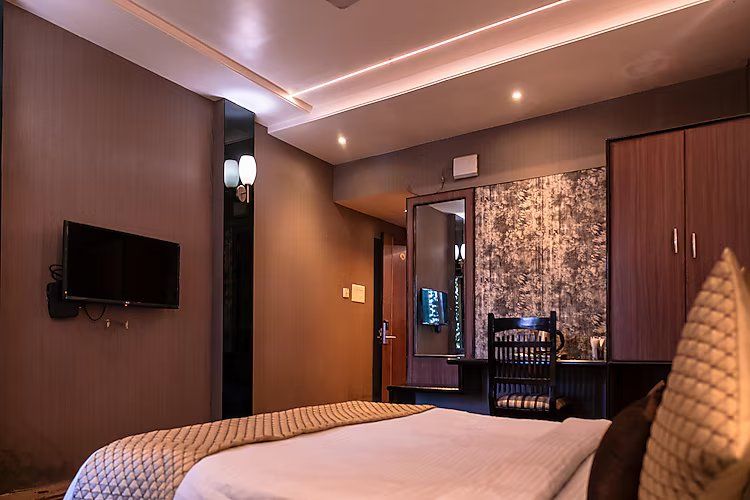 Golden Hotel Boutique LUXURY 2