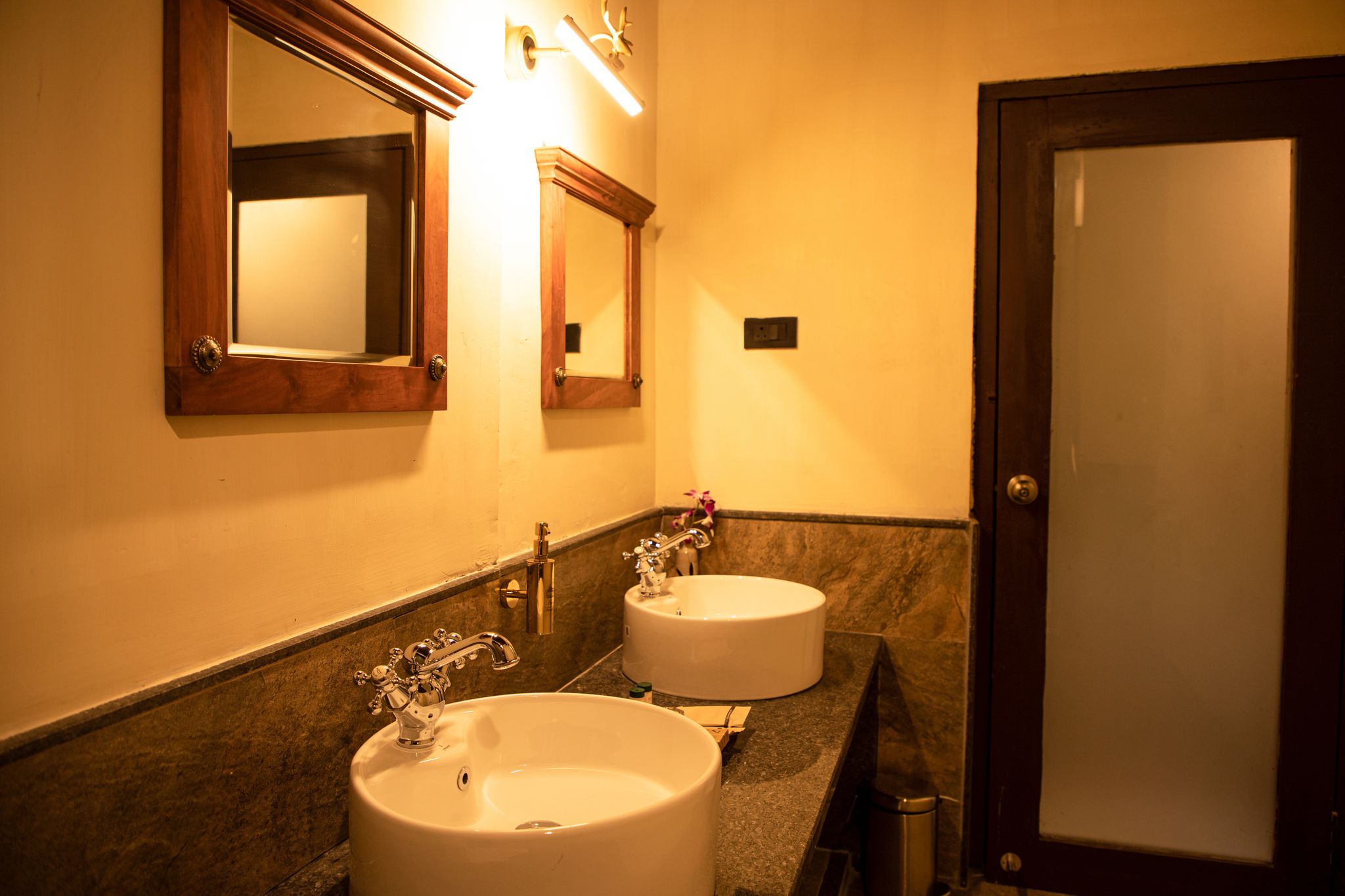 BUNGALOW SUITE