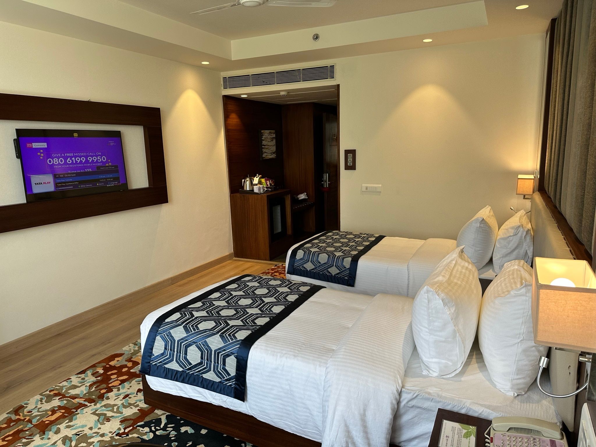 Executive Twin Room - Enjoy Happy hours 2+1 Offer