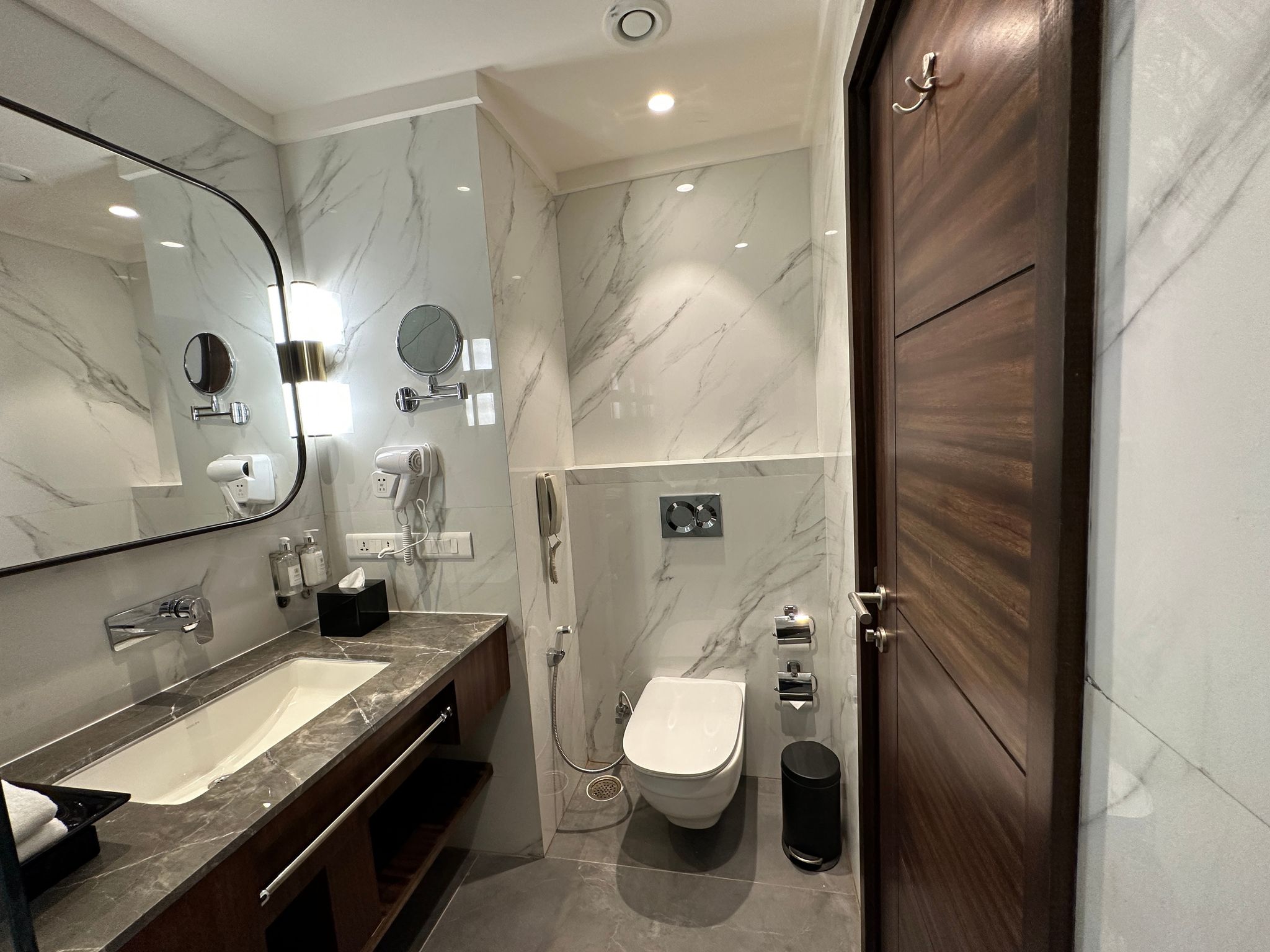 Executive Twin Room - Enjoy Happy hours 2+1 Offer