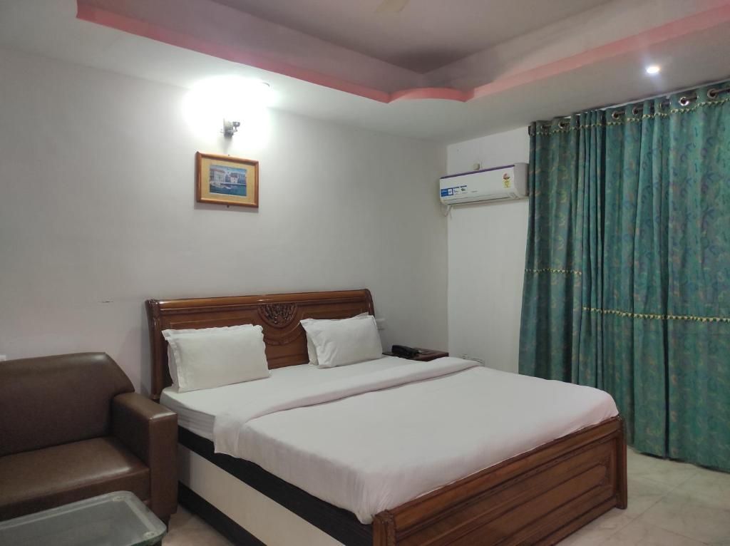 Hotel Sanjivani Heritage Deluxe Double Room 2