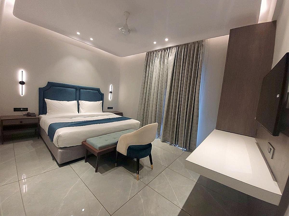 Hotel Baga Bliss by Celestiial Hospitality Deluxe Double Room