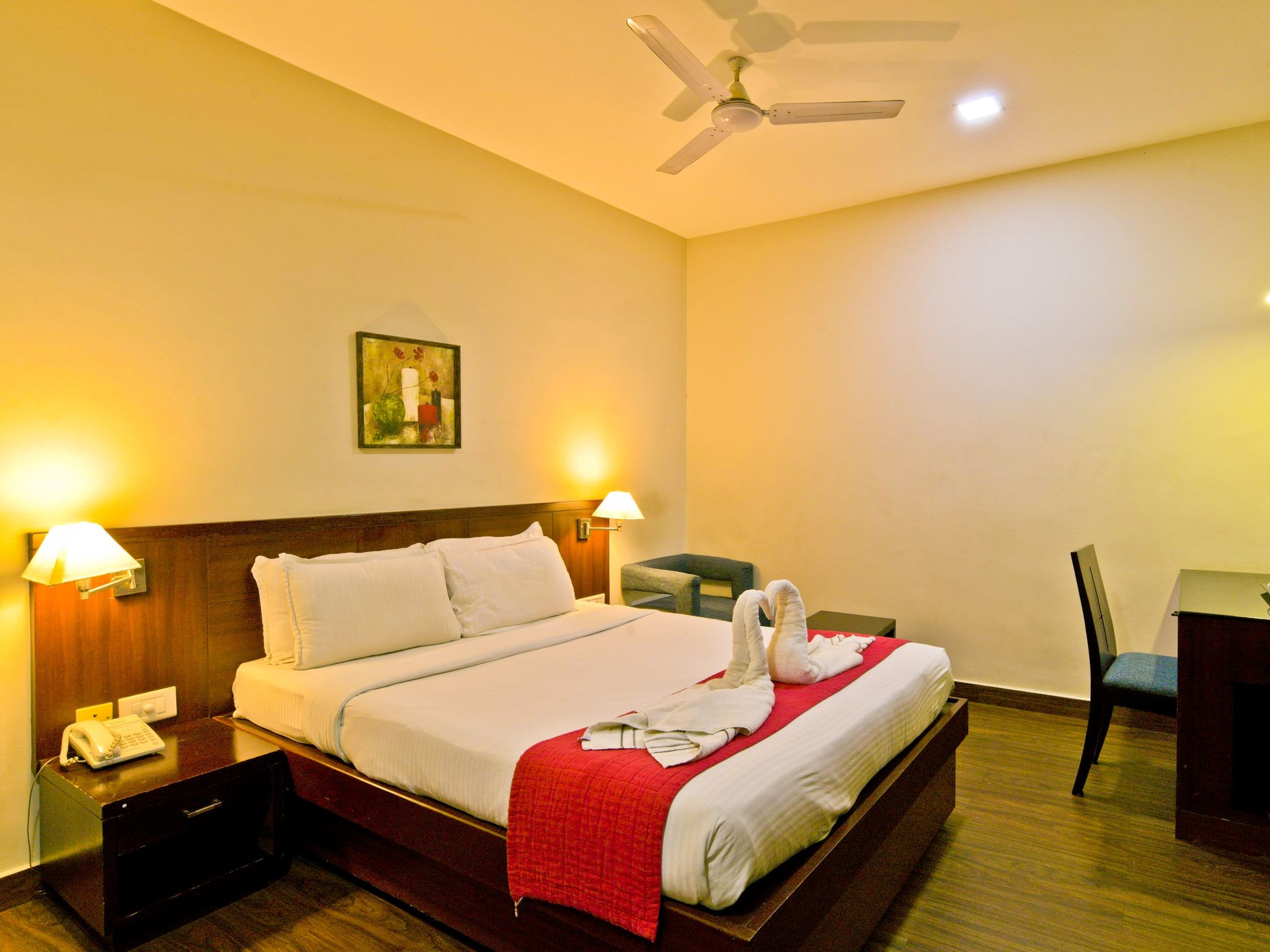 Broad Bean Cochin Deluxe Room 6