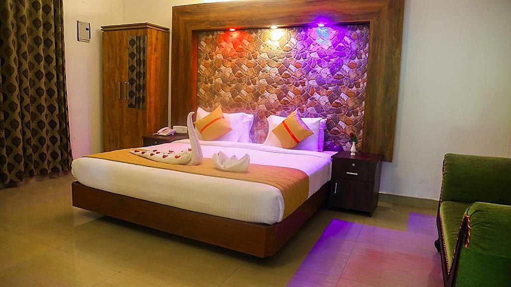 Spring Muunnar Deluxe Room 