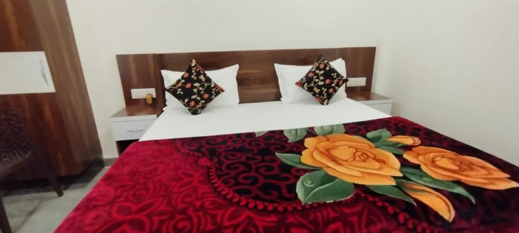 The Nirmala Palace Deluxe Double Bed 3
