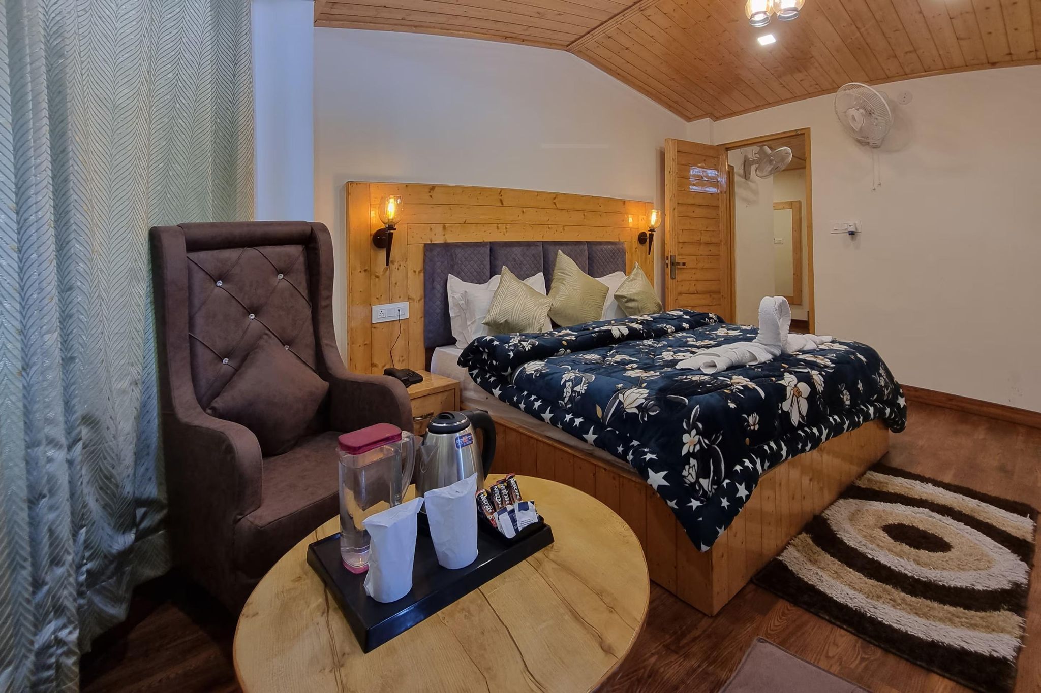 Super Deluxe Room without balcony