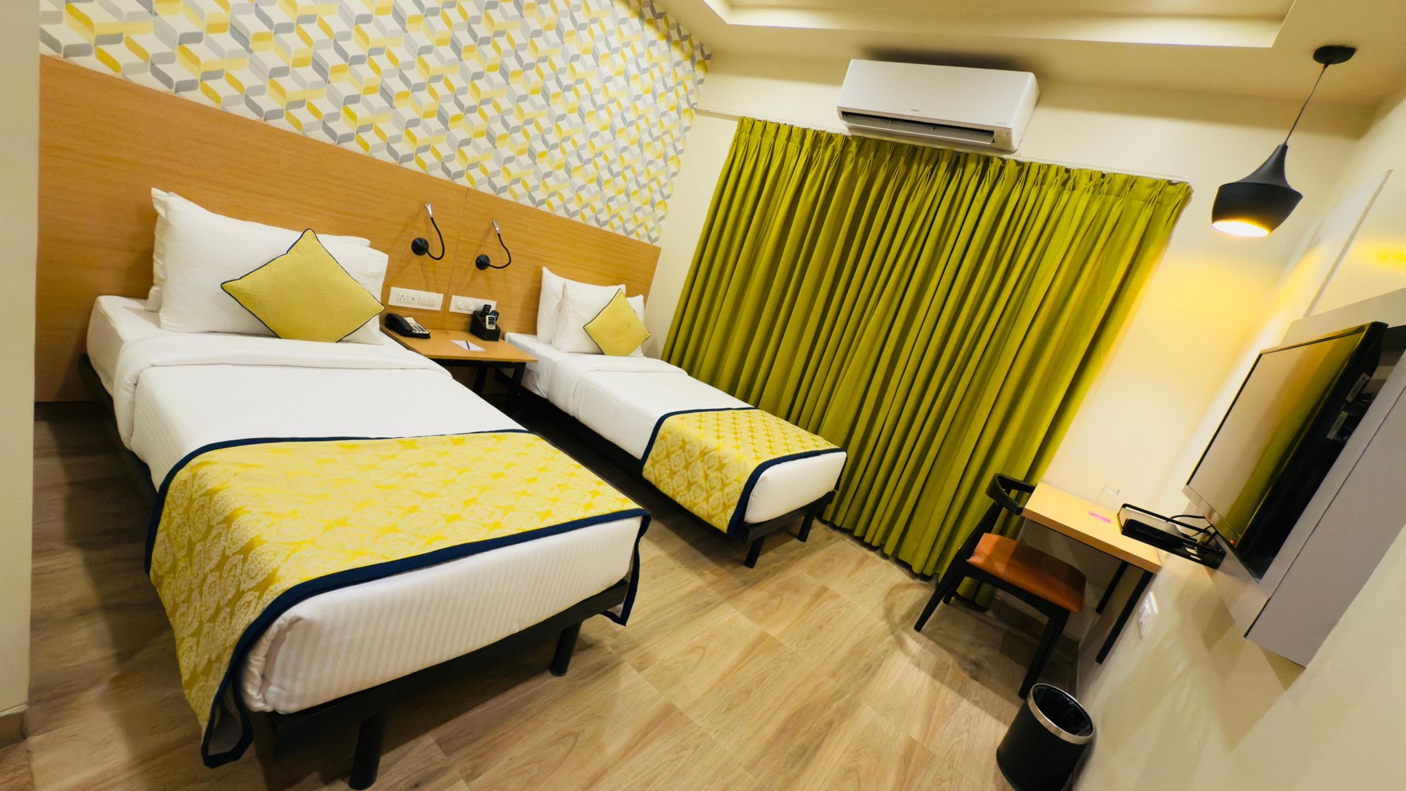 Executive Twin Room 