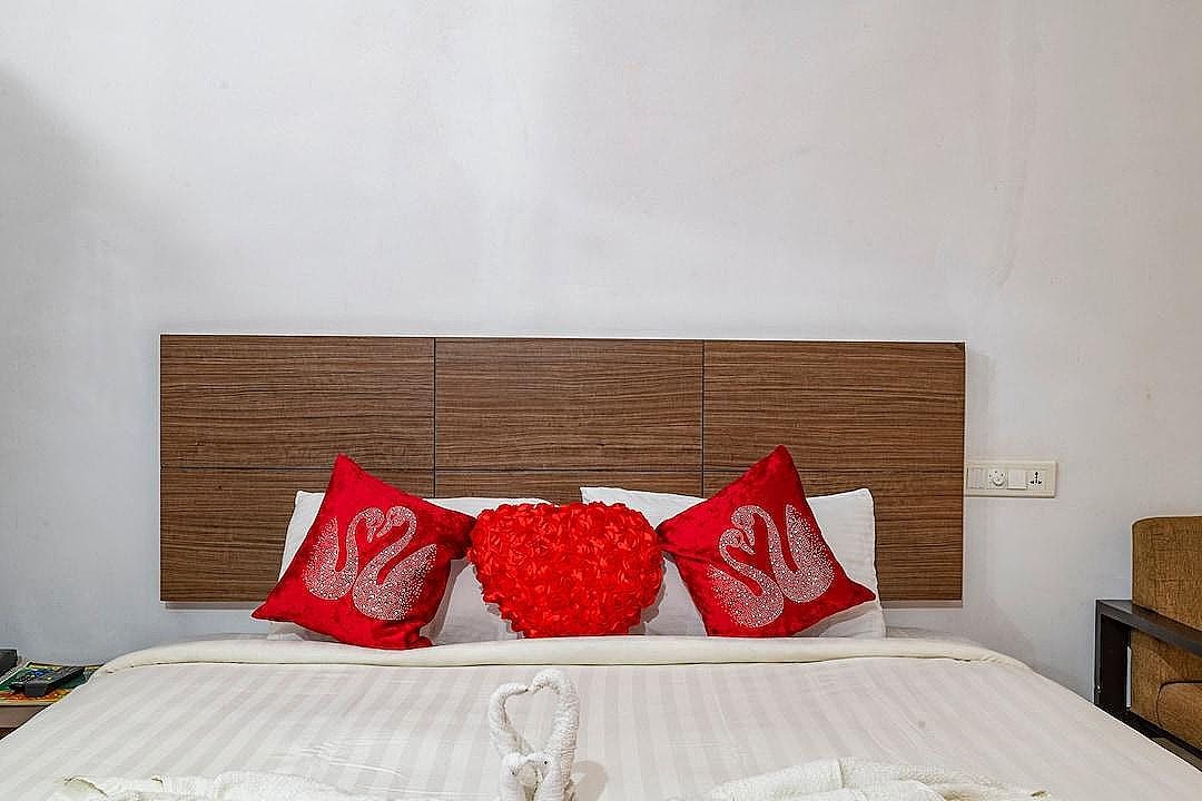 Pine Tree Munnar Red Pine 5